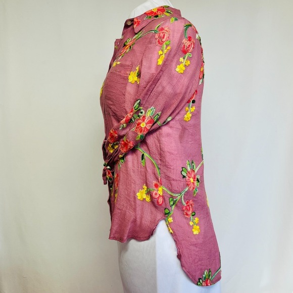 Fig and Flower Embroidered Boho Button Up Blouse No Size Tag Floral Gauze Top - Picture 3 of 8